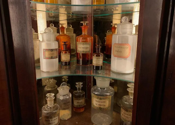 Pharmacia بيت ضيافة كويمبرا